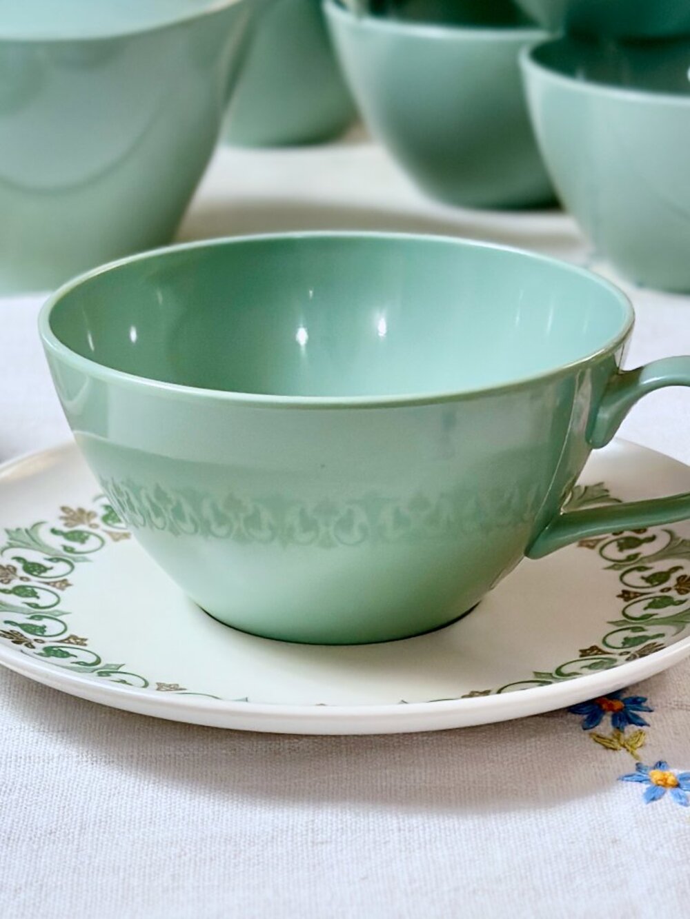 Vintage Texas Ware Park Avenue Melamine Cups, Saucers, Sugar Bowl – MCM